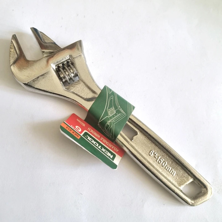 آچار فرانسه متوسط نکستول با بدنه فلزی مقاوم مناسب تعمیرات